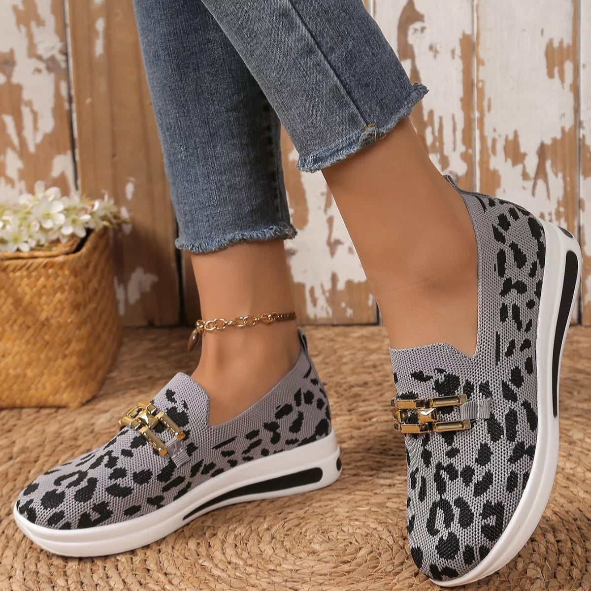 Women's Leopard Print Round Toe Slip-On Sneakers – Breathable Mesh Flats